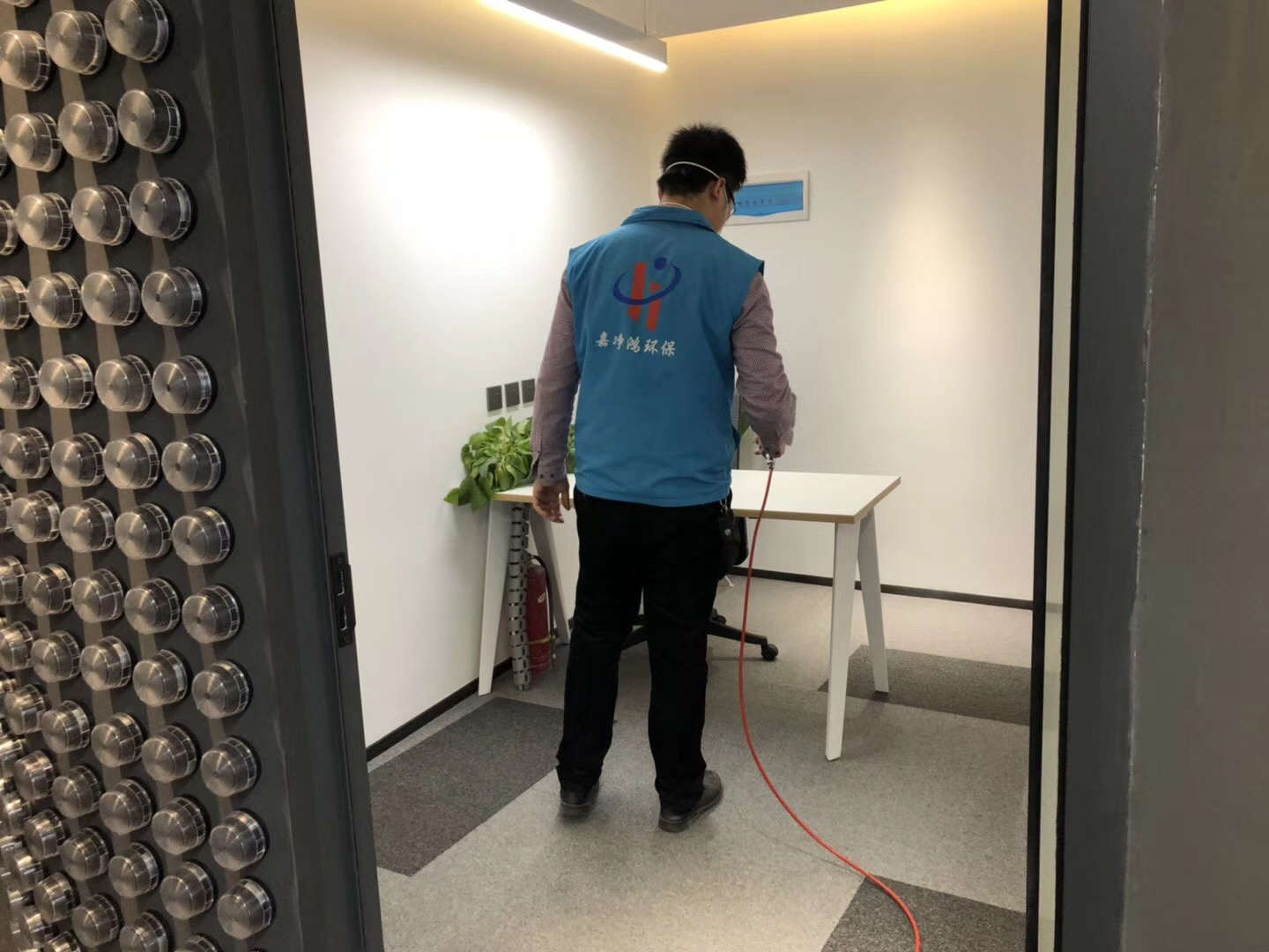 1516958780210645.jpg 武漢市嘉凈鴻環(huán)保科技有限公司